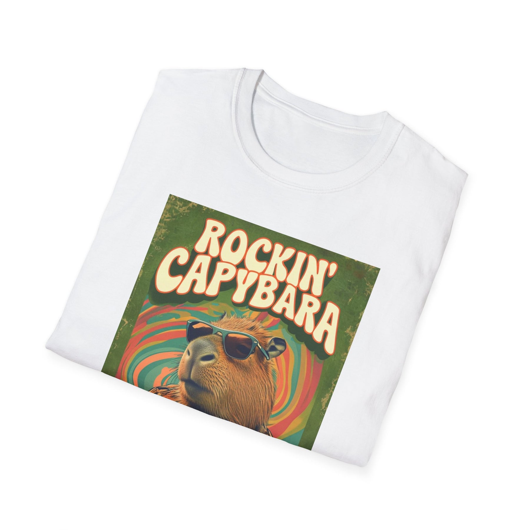 Rockin Capybara Unissex T-Shirt